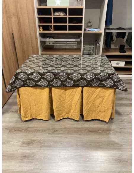 Ropa Chenilla 10 Pliegues color Mostaza con Tapete Acebo