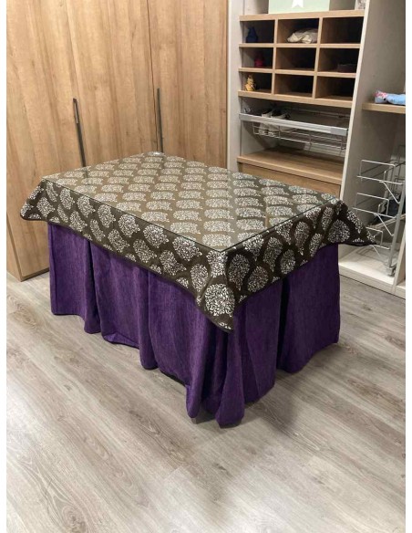 Ropa Chenilla 10 Pliegues color Morado con Tapete Acebo