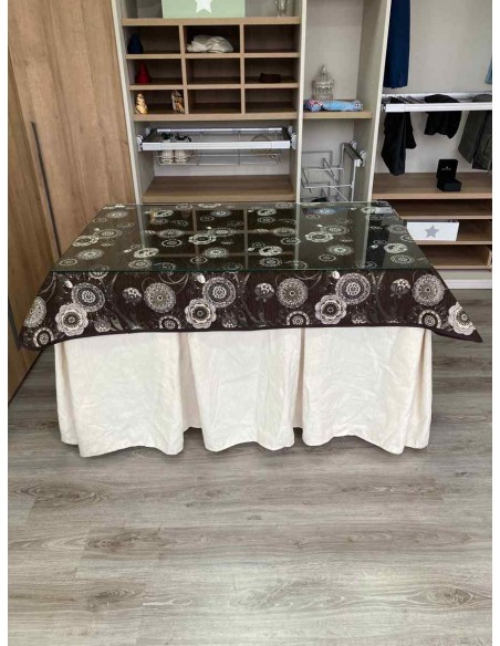 Ropa Chenilla 10 Pliegues color Marfil con Tapete Mandala