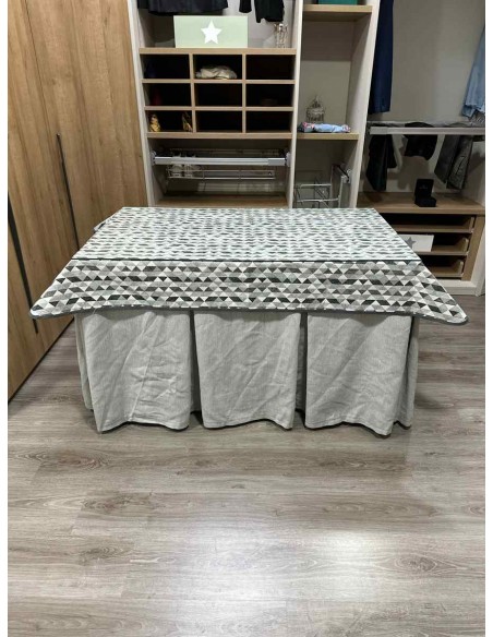 Ropa Chenilla 10 Pliegues color Gris Claro con Tapete Sena