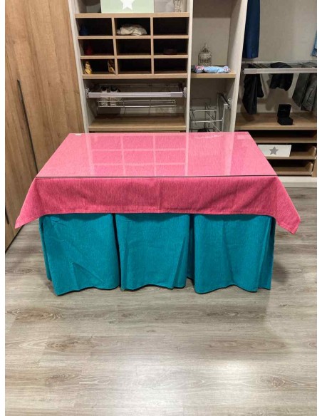 Ropa Chenilla 10 Pliegues color Azul con Tapete Rosa