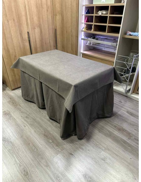 Conjunto Antimanchas Aterciopelada Triplegrueso color Chocolate con Tapete Liso Chocolate