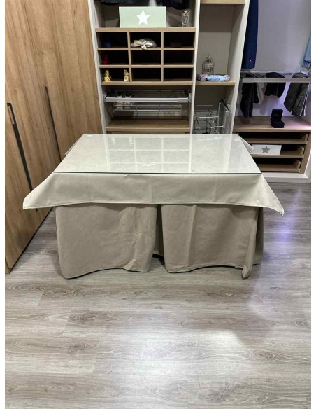 Conjunto Antimanchas Aterciopelada Triplegrueso color Beige con Tapete Liso Beige