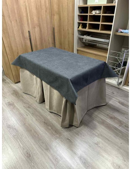 Conjunto Antimanchas Aterciopelada Triplegrueso color Beige con Tapete Liso Grafito