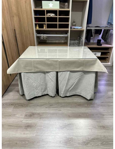 Conjunto Antimanchas Aterciopelada Triplegrueso color Marfil con Tapete Liso Beige