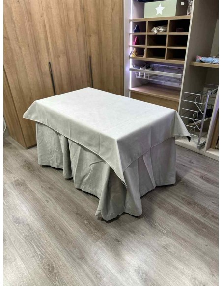 Conjunto Antimanchas Aterciopelada Triplegrueso color Marfil con Tapete Liso Marfil