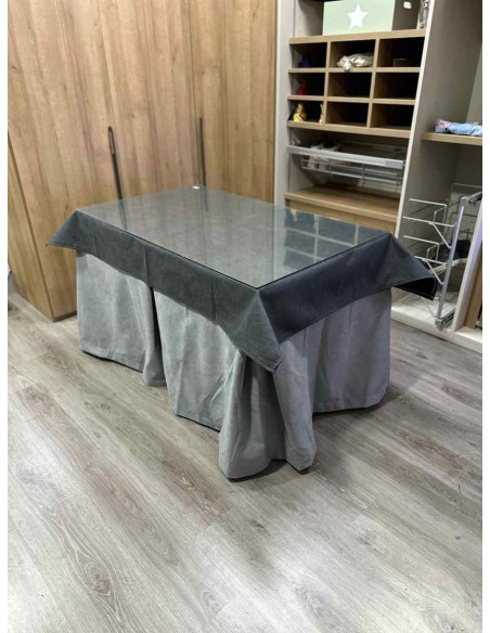 Conjunto Antimanchas Aterciopelada Triplegrueso color Gris con Tapete Liso Grafito