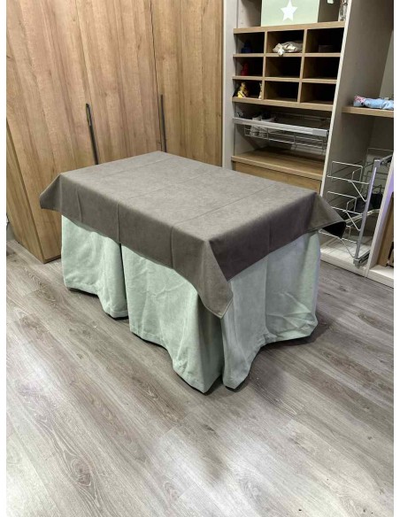 Conjunto Antimanchas Aterciopelada Triplegrueso color Verde Pastel con Tapete Liso Chocolate