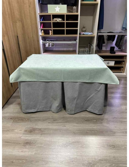 Conjunto Antimanchas Aterciopelada Triplegrueso color Gris con Tapete Liso Verde Pastel