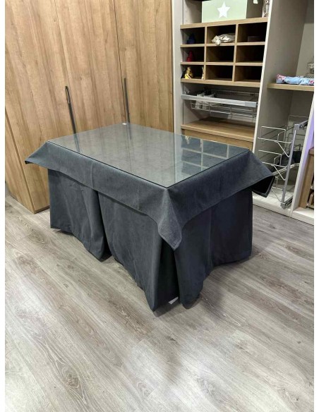 Conjunto Antimanchas Aterciopelada Triplegrueso color Grafito con Tapete Liso Grafito