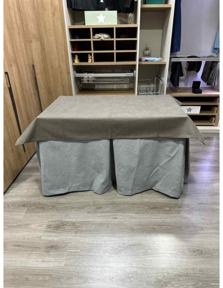 Conjunto Antimanchas Aterciopelada Triplegrueso color Gris con Tapete Liso Chocolate