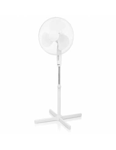 ventilador clasico de suelo blanco