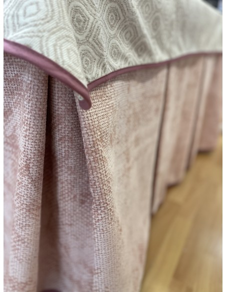 Ropa de Mesa Camilla Tejido Rústico Terciopelo Elegante Extragrueso color Rosa (incluye tapete)