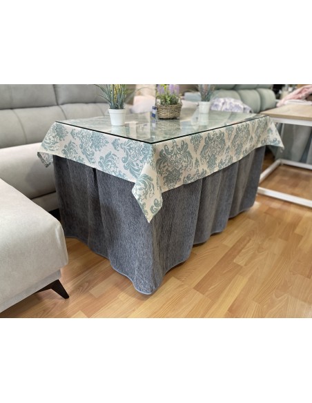 Ropa Chenilla Eco 8 Pliegues color Gris con tapete antimanchas luxe Turquesa