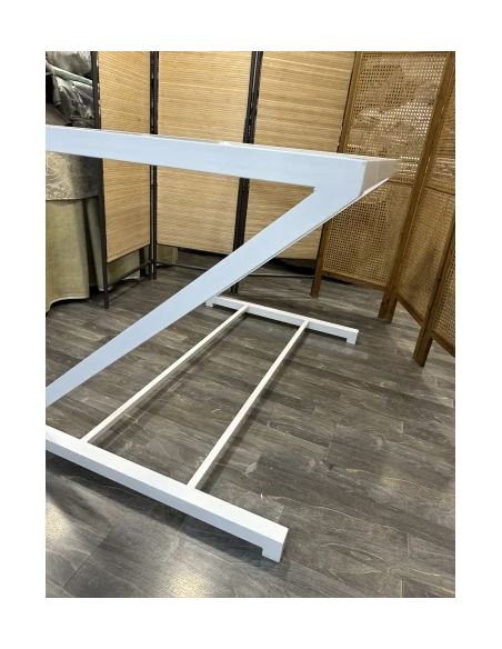 Mesa Camilla Forja en forma de Z