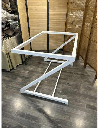 Mesa Camilla Forja en forma de Z