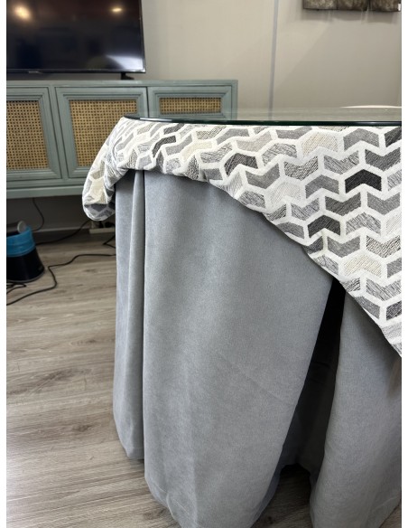 Ropa Redonda de Camilla Antimanchas Gris con Tapete color Prisma