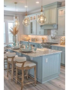 Cocina en azul pastel con...