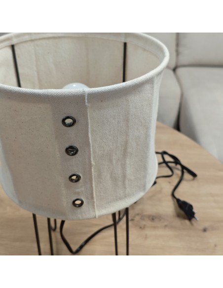 Lámpara de Sobremesa Beige con Pantalla Textil y Patas Metálicas Negras
